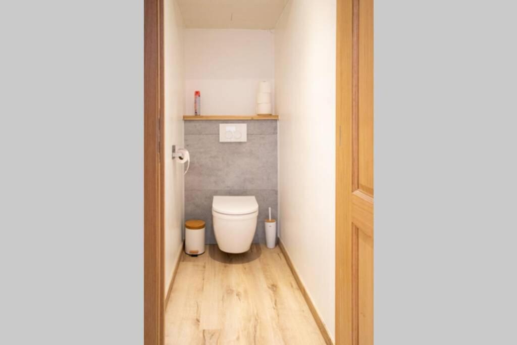 Logement L'Echasseur A Jambes Namur Exterior foto